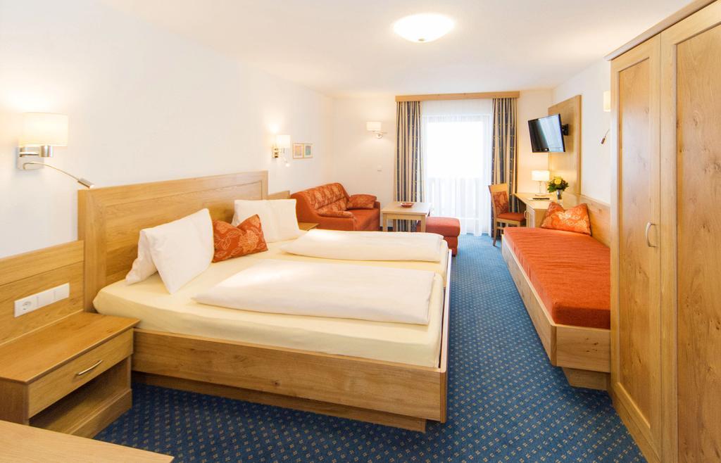 Landhotel Kielhuberhof Ramsau am Dachstein Szoba fotó